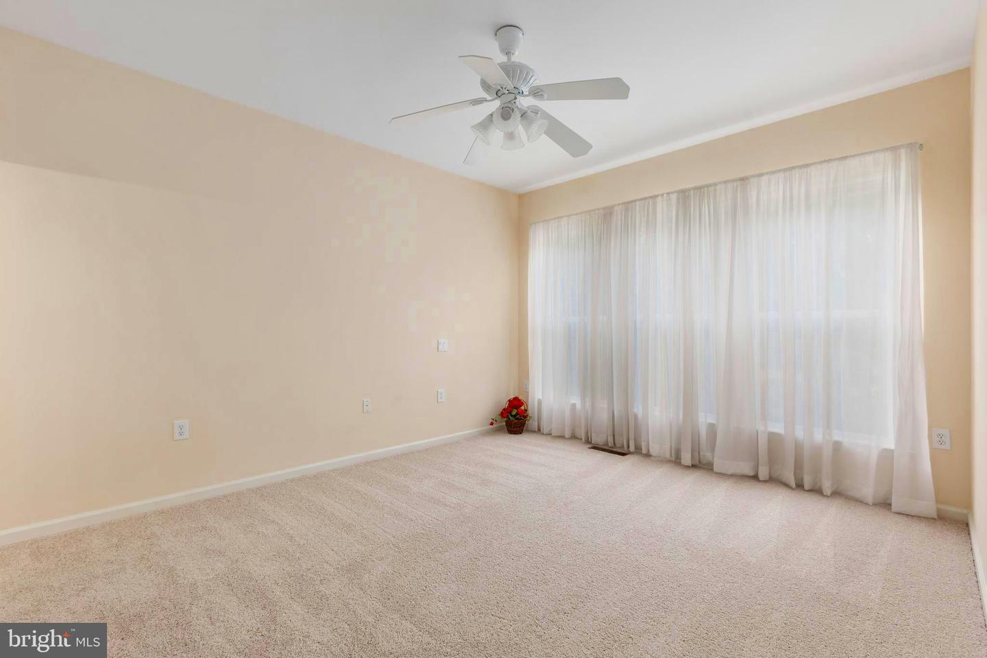 22 Chantilly Pl Property Photo 47