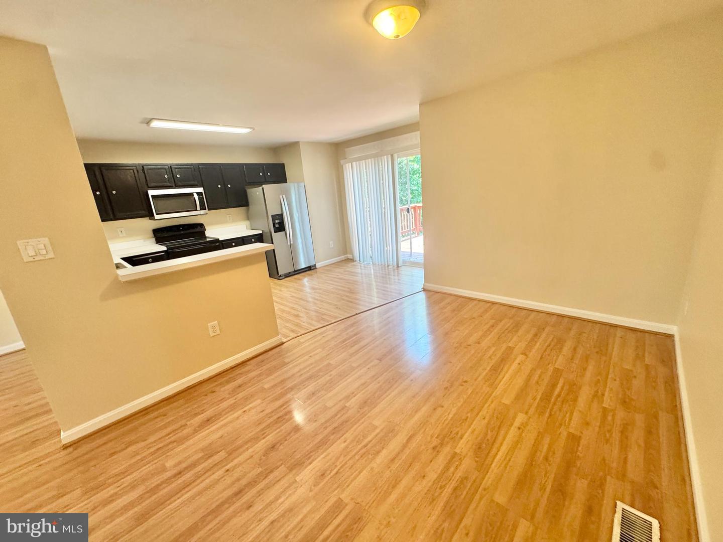 704 Stafford Glen Ct Property Photo 4