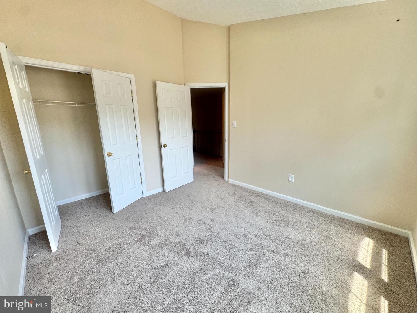 704 Stafford Glen Ct Property Photo 10