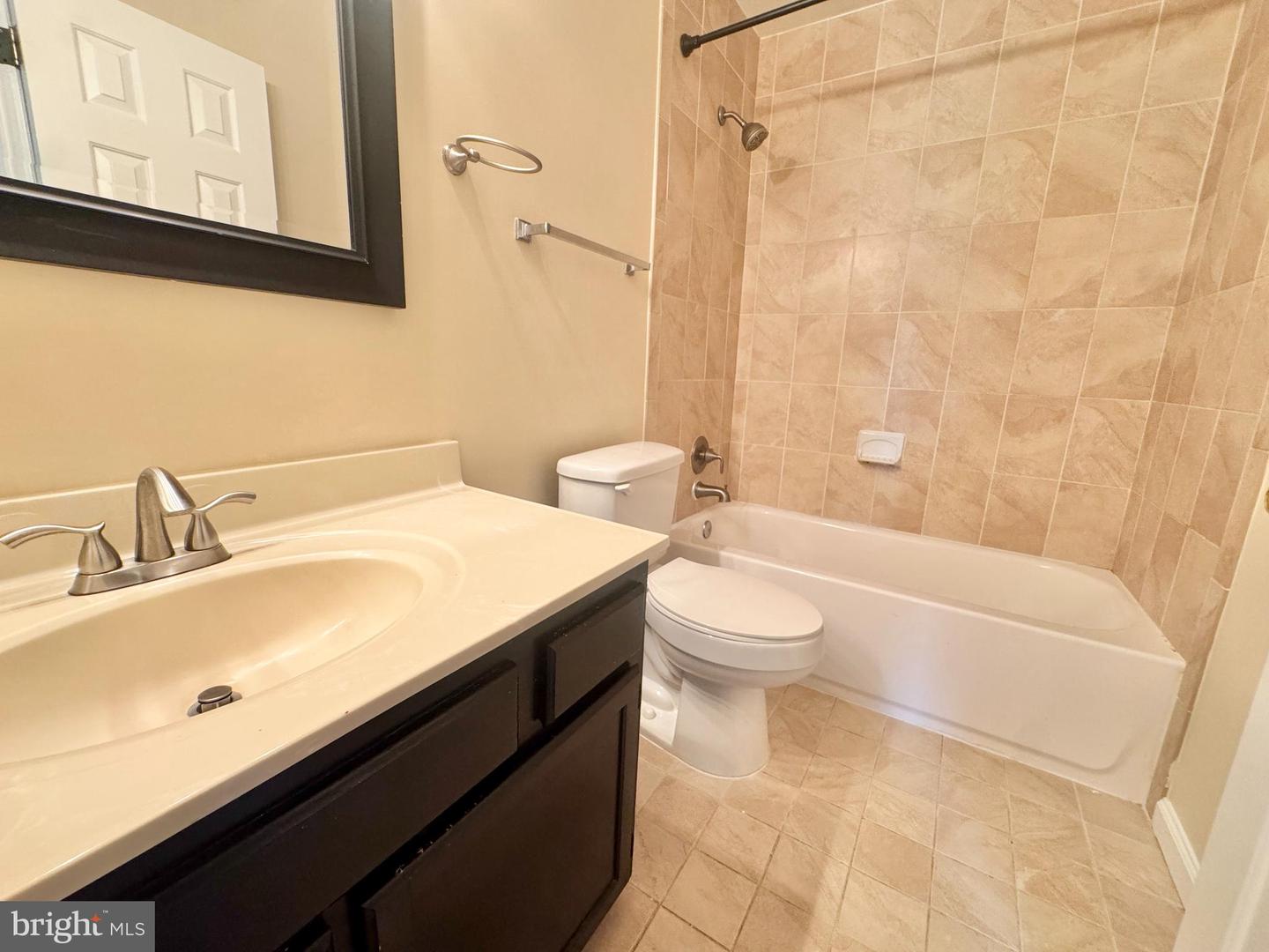 704 Stafford Glen Ct Property Photo 11