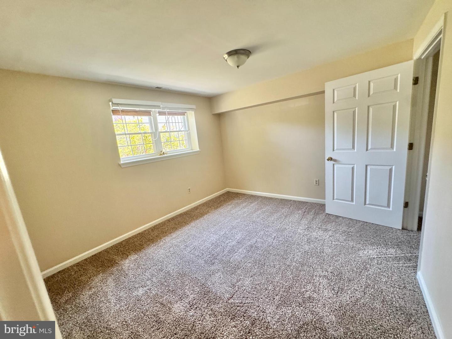 704 Stafford Glen Ct Property Photo 15