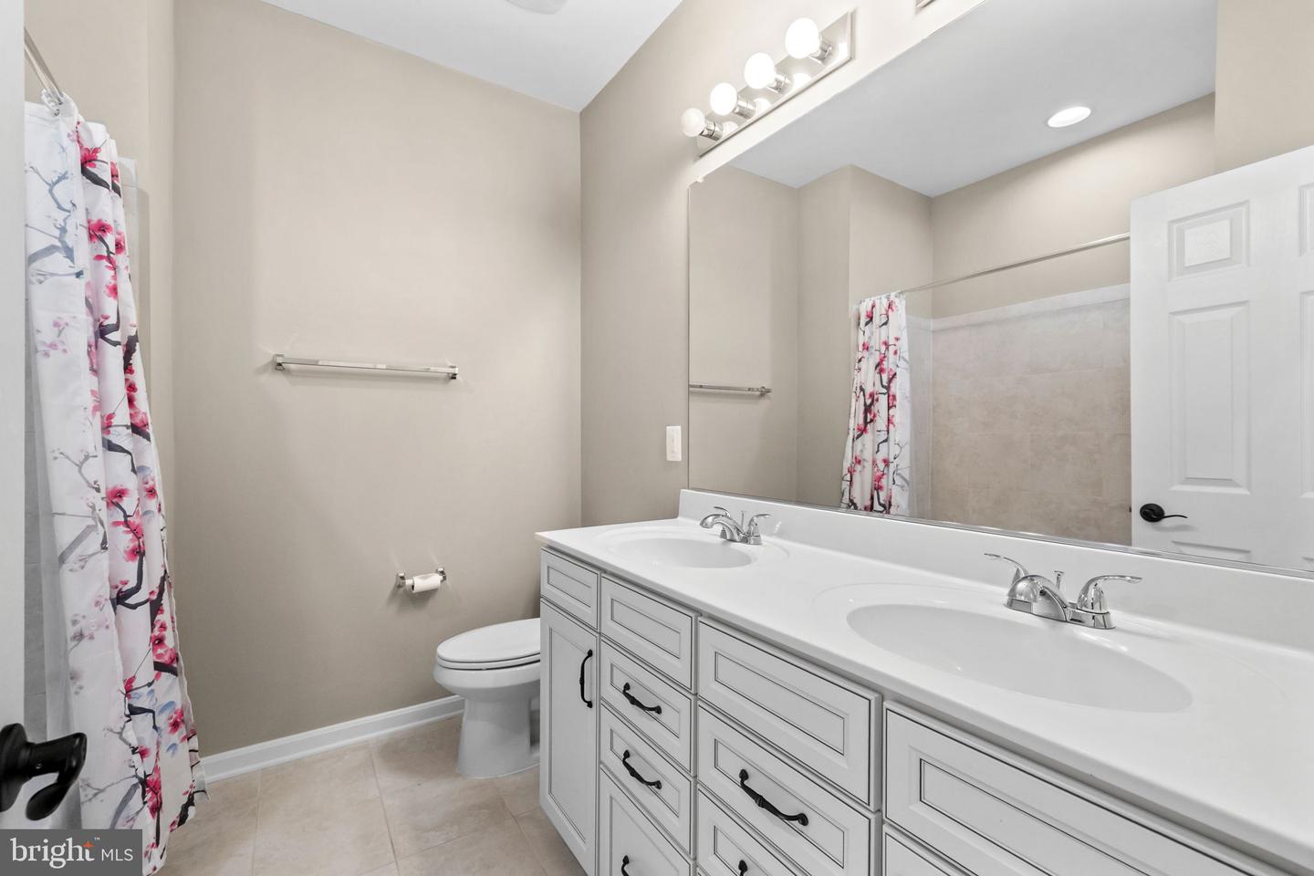 100 Blackgum Ct Property Photo 28