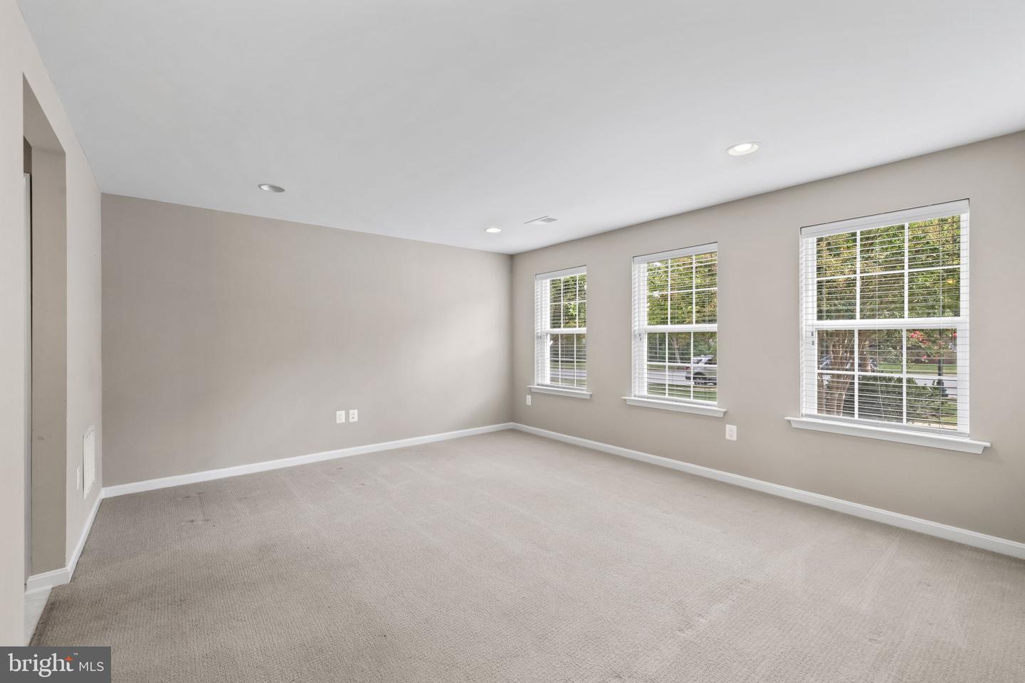 100 Blackgum Ct Property Photo 39