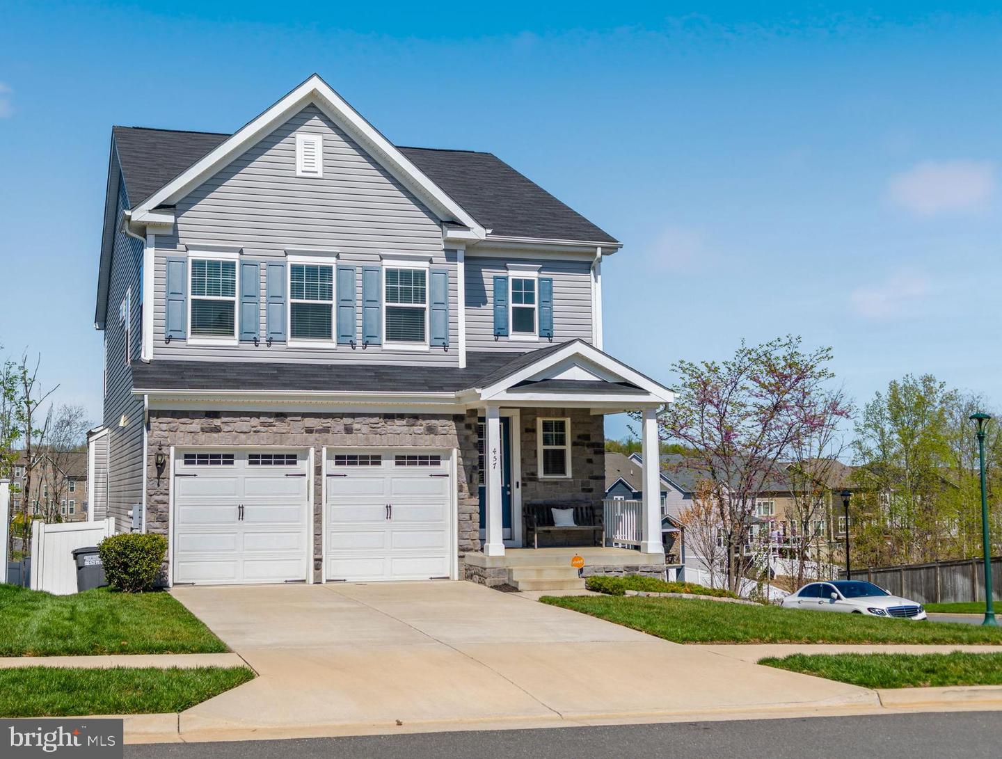 457 GLADIOLA WAY