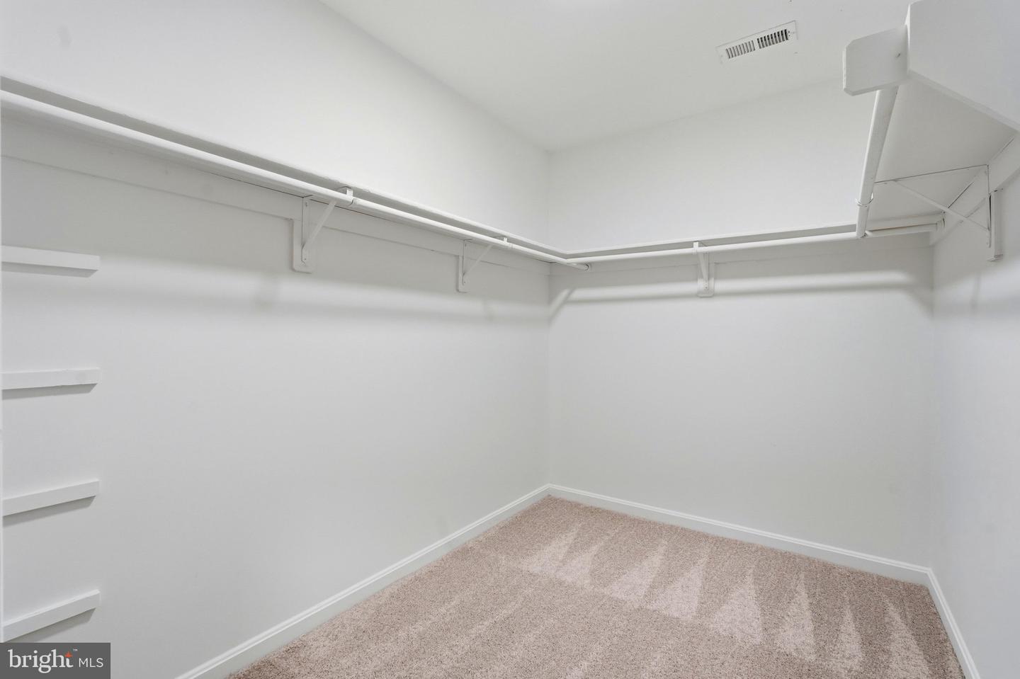 65 Lindsey Ln Property Photo 33