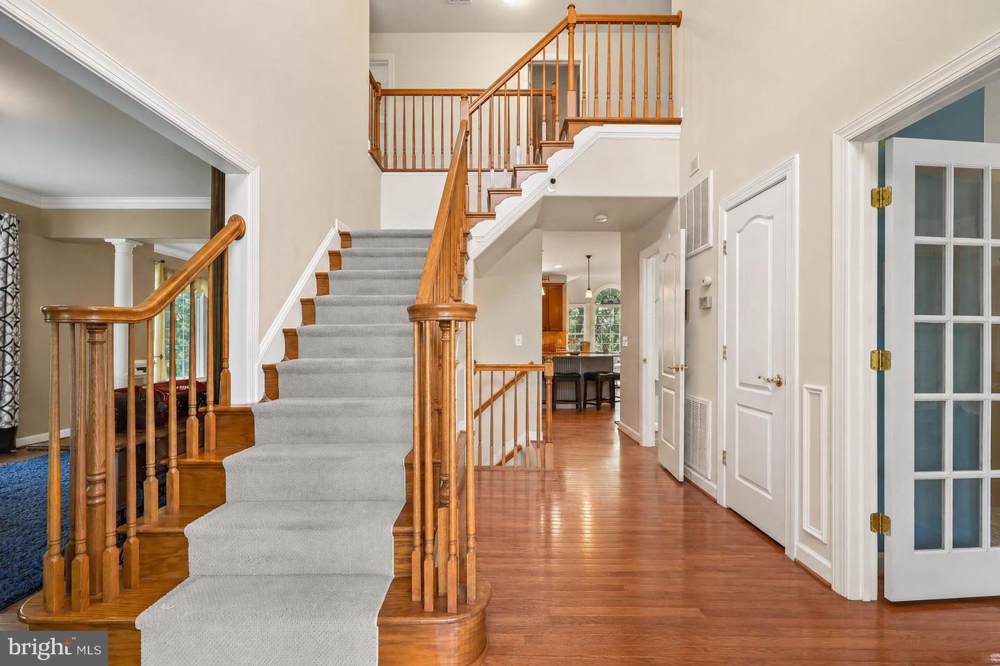 1 Rolling Brooke Ct Property Photo 4
