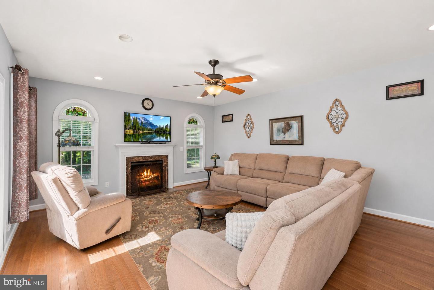 1 Rolling Brooke Ct Property Photo 15