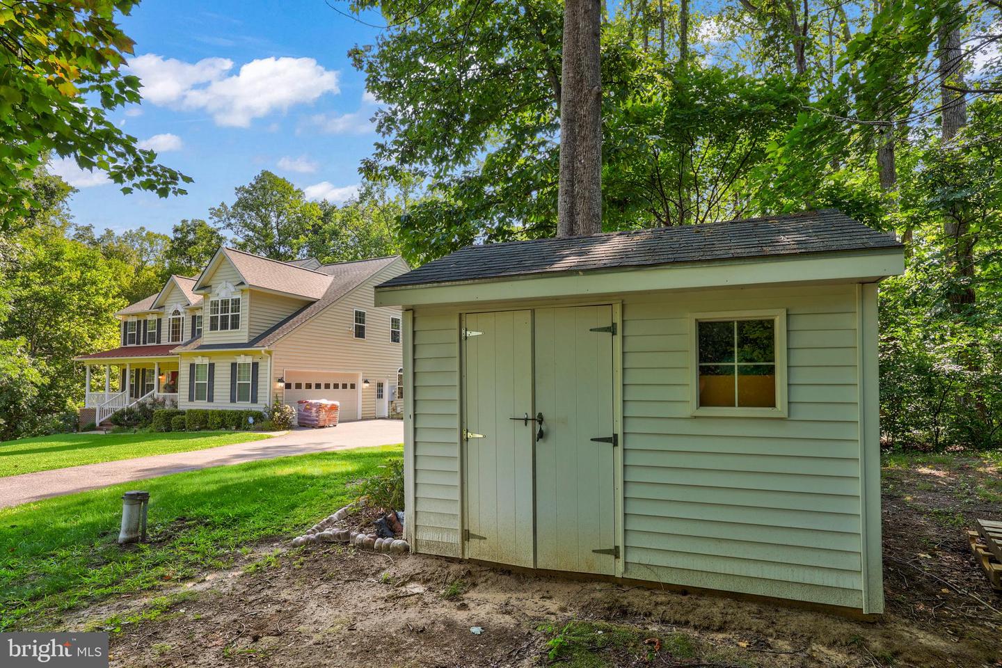 1 Rolling Brooke Ct Property Photo 56