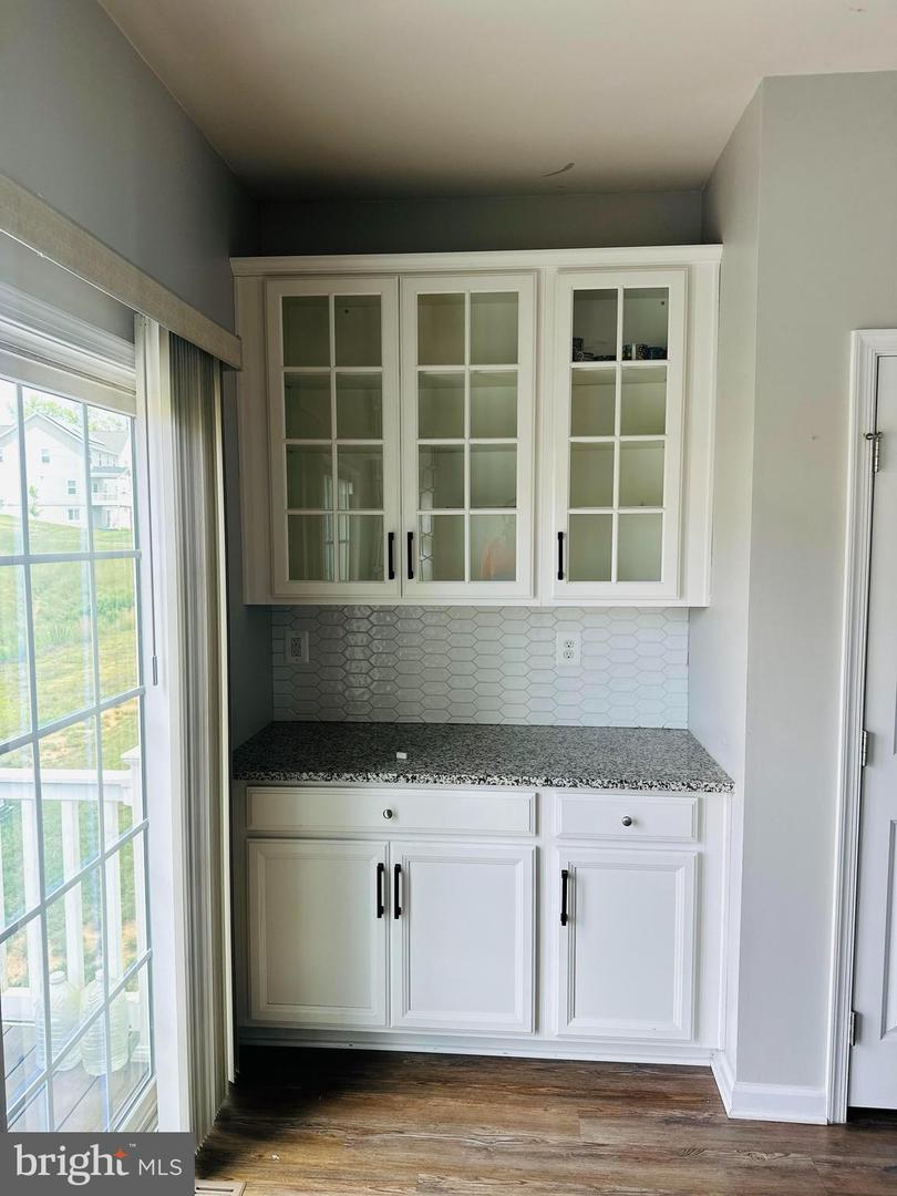 514 Landing Dr Property Photo 12