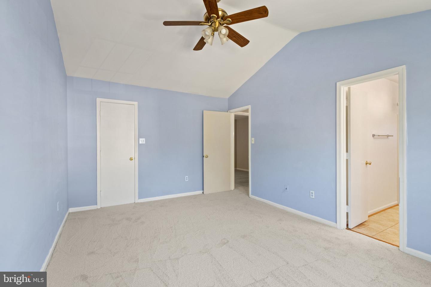 410 Wind Ridge Dr Property Photo 14