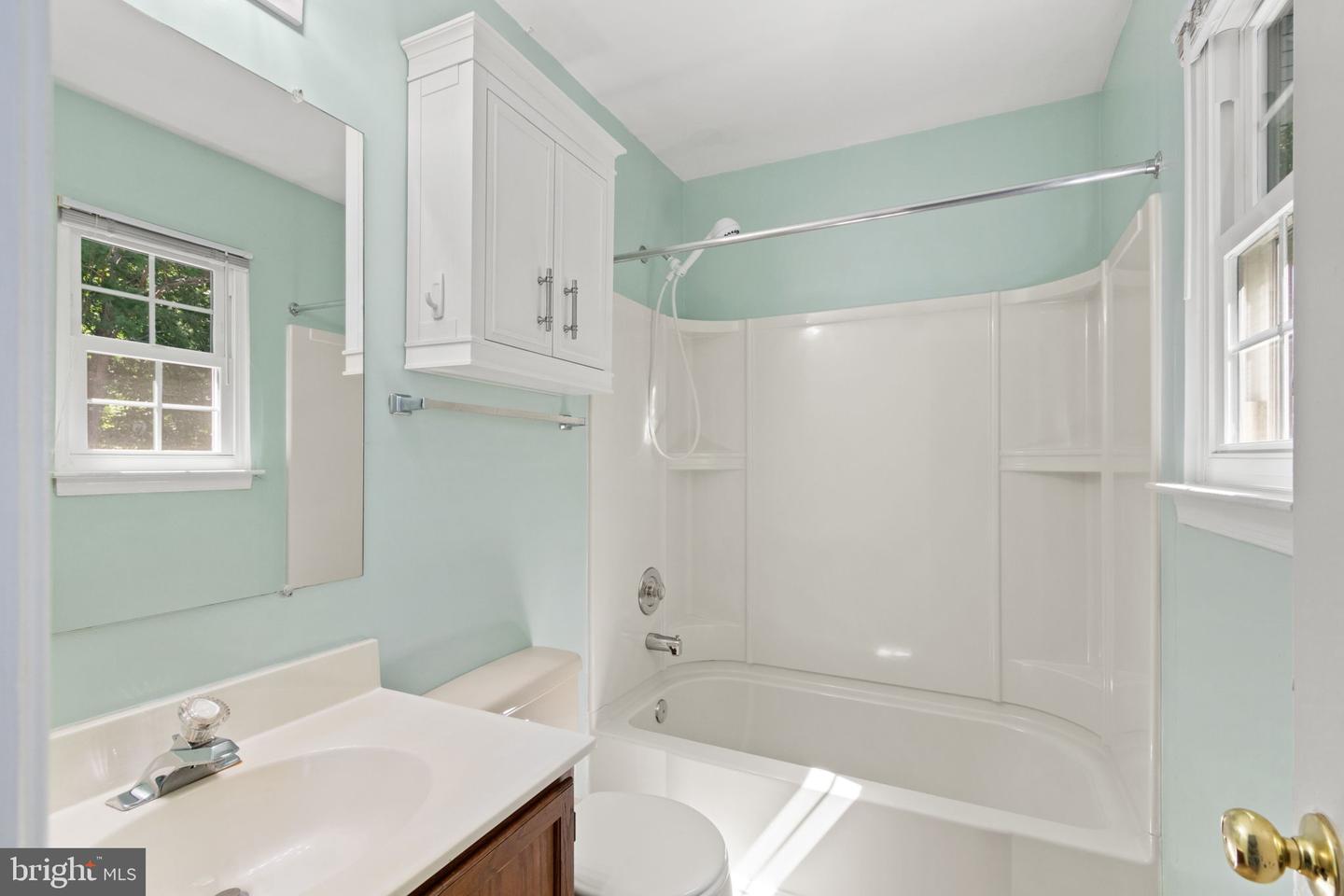 410 Wind Ridge Dr Property Photo 18