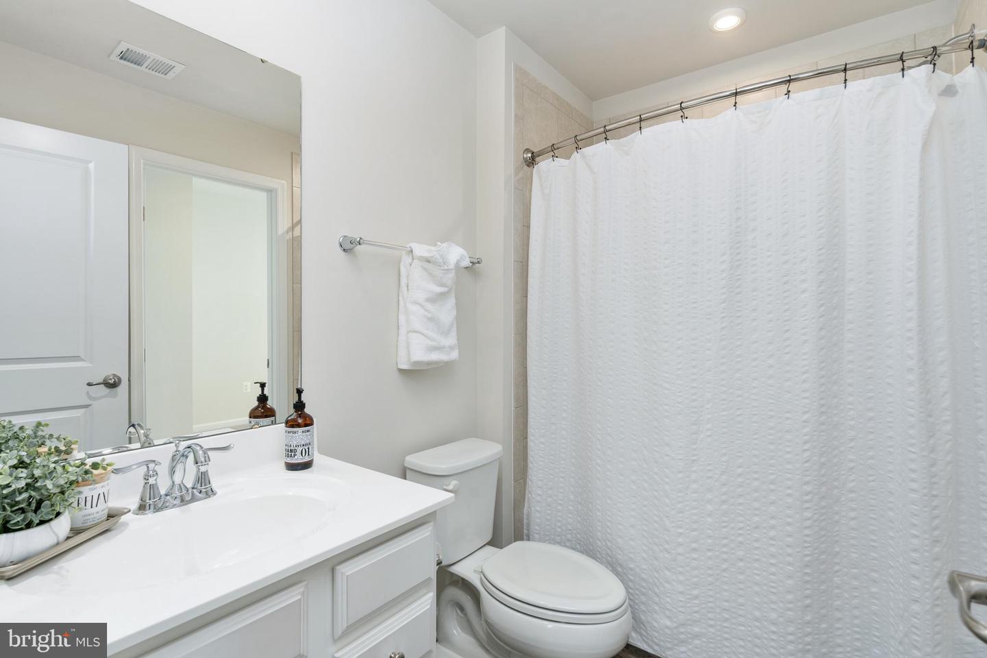 533 View Point Way Property Photo 12