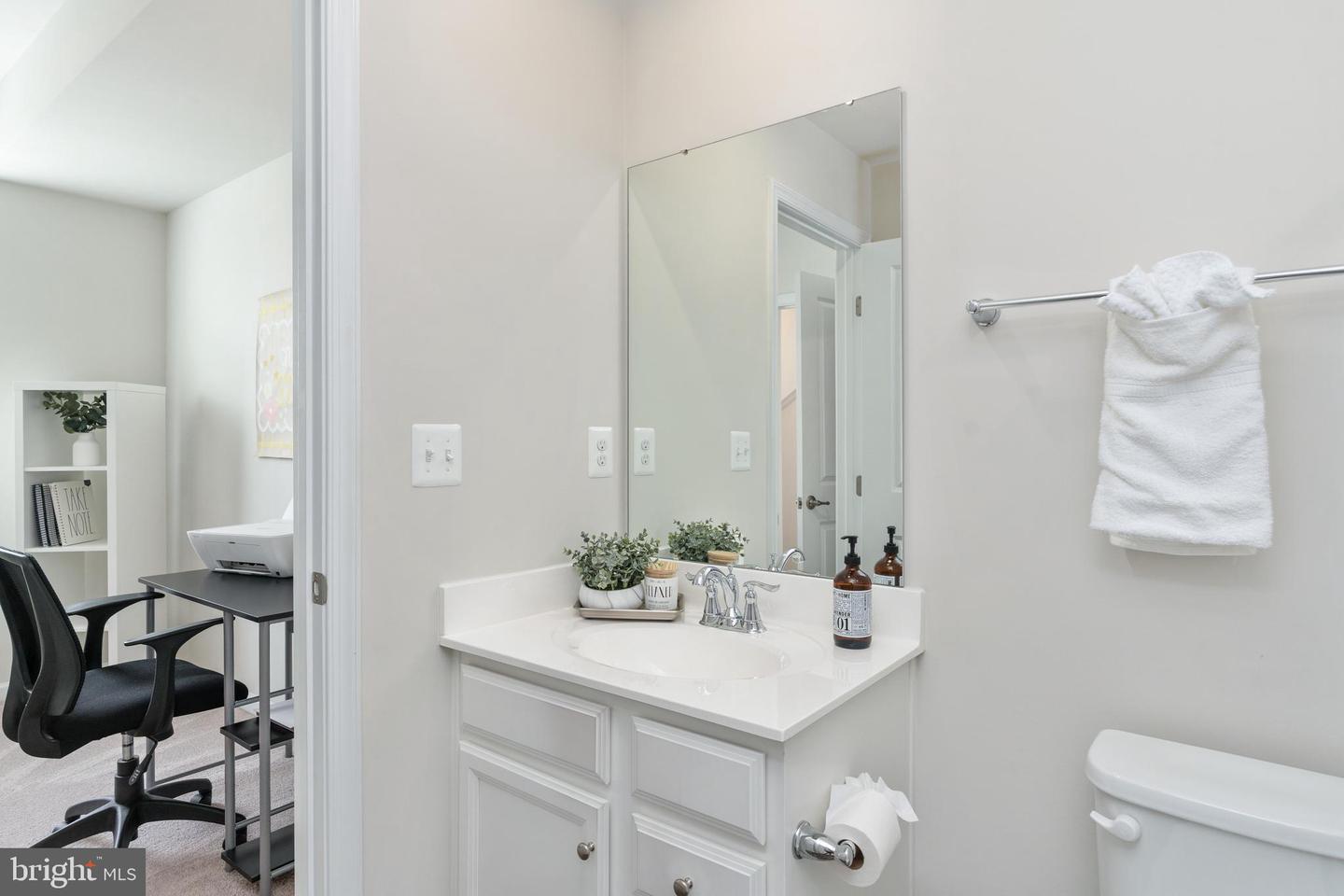 533 View Point Way Property Photo 13