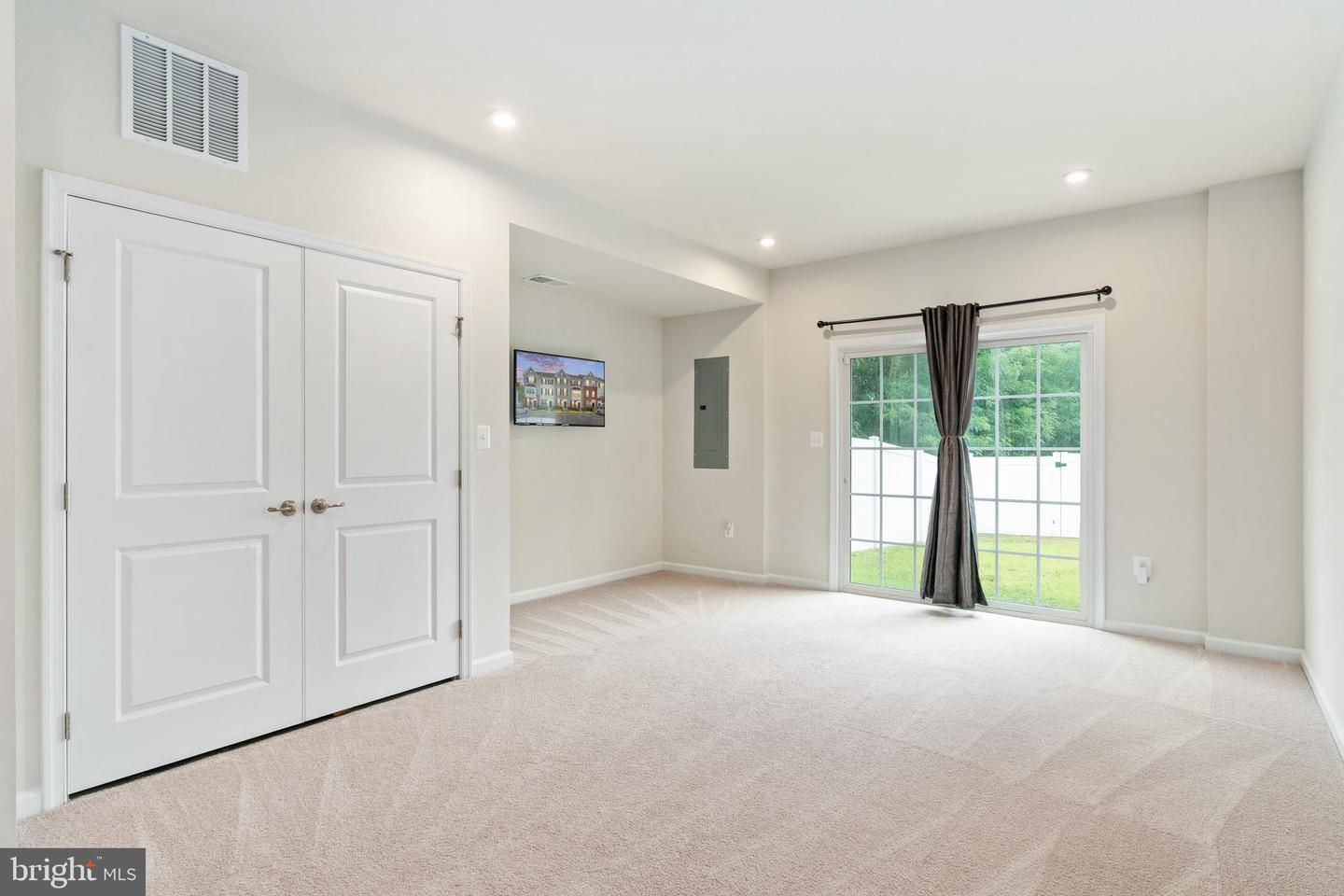533 View Point Way Property Photo 15