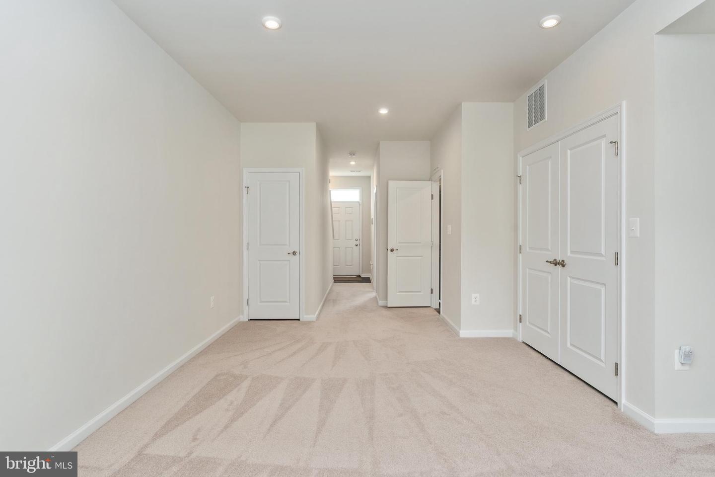 533 View Point Way Property Photo 16