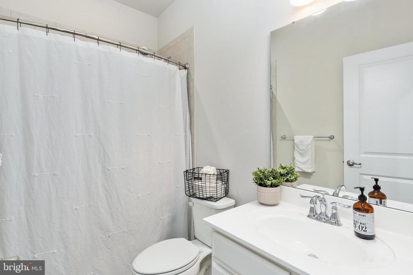 533 View Point Way Property Photo 34