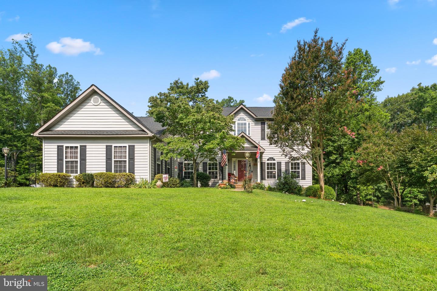 120 LONGWOOD DR