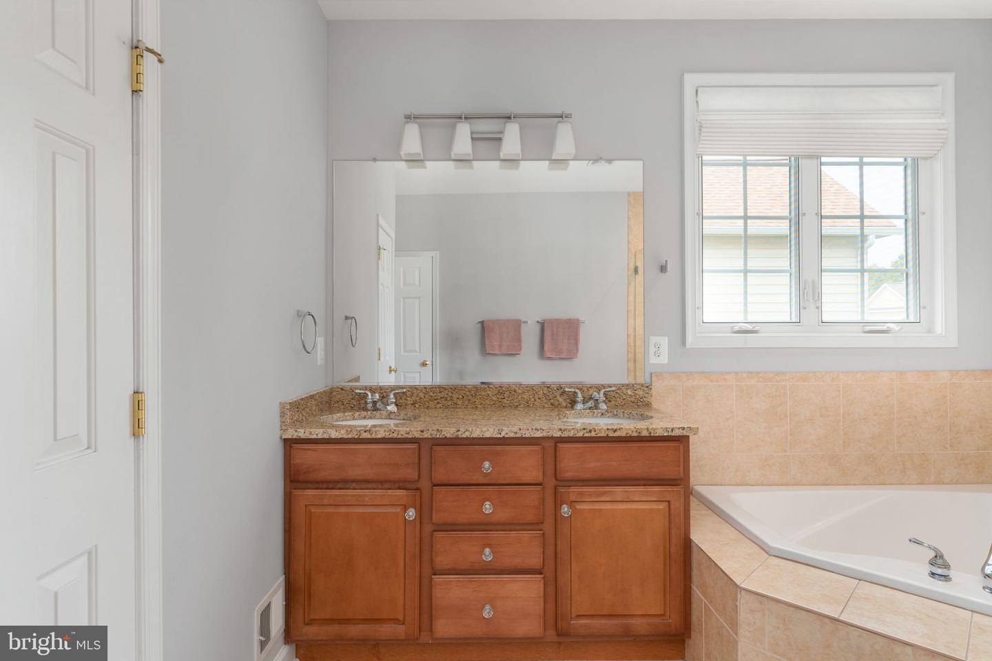 7 Gabriels Ln Property Photo 25