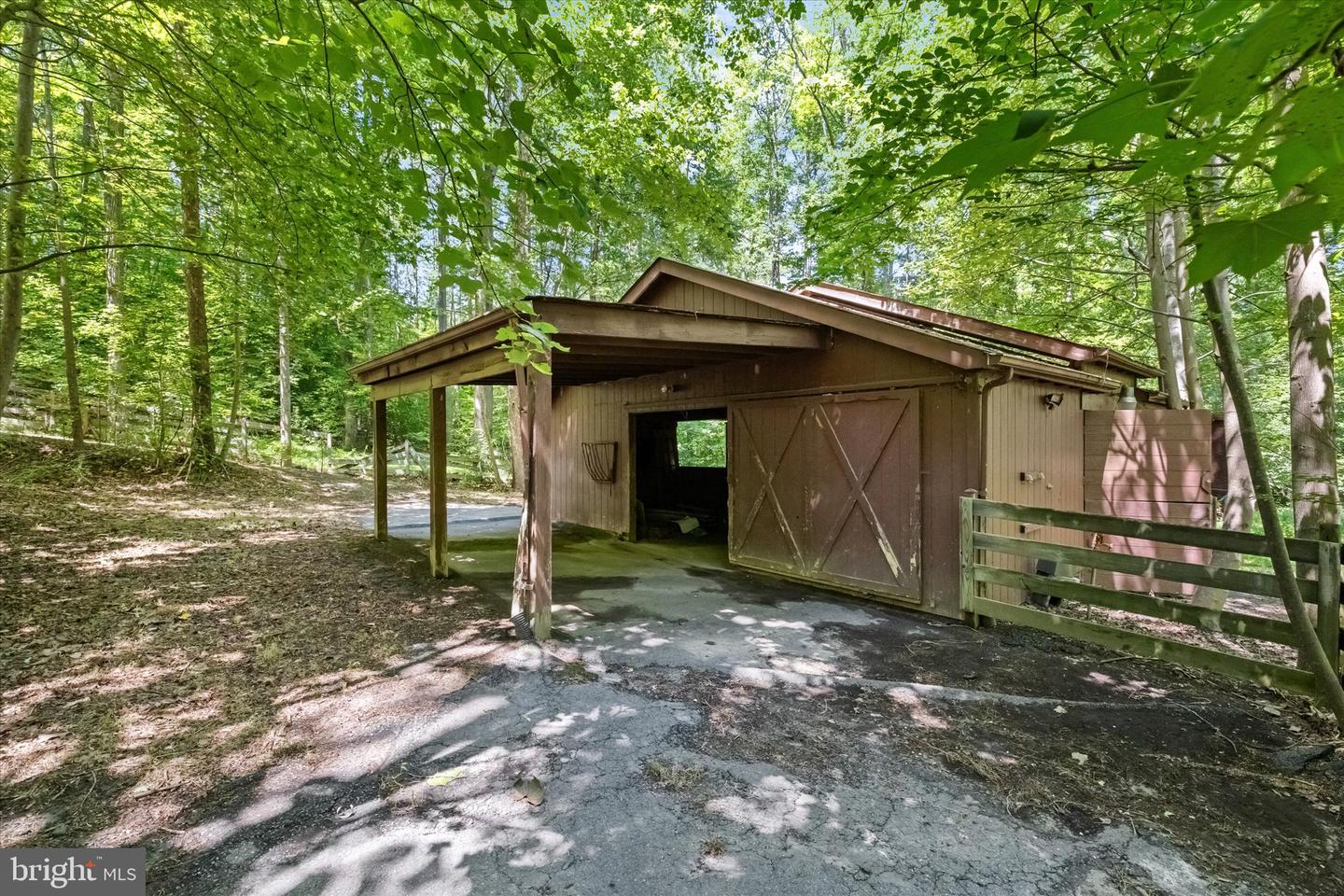 300 Sandy Ridge Rd Property Photo 58