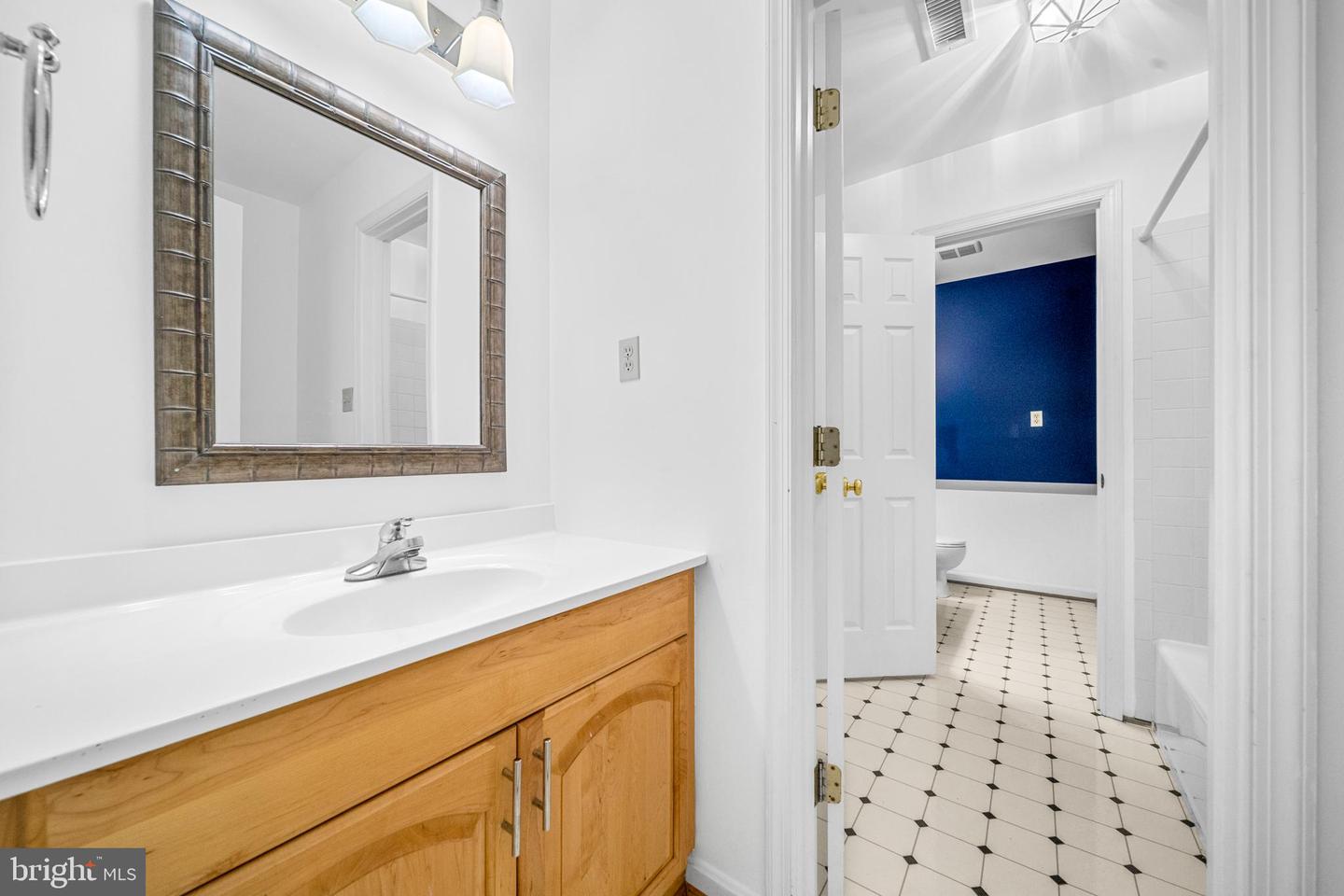 35 Park Rd Property Photo 44