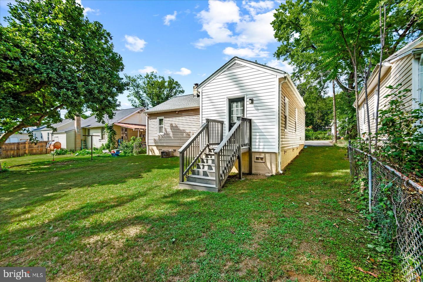 31 Kelley Rd Property Photo 33
