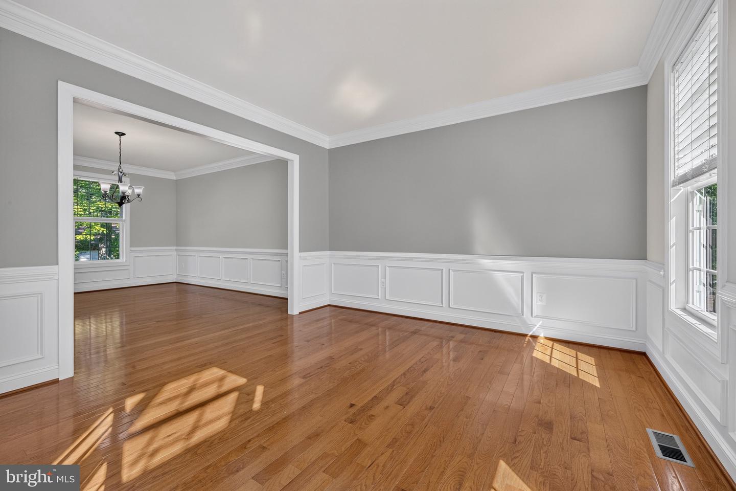 10 Pine View Ct Property Photo 8