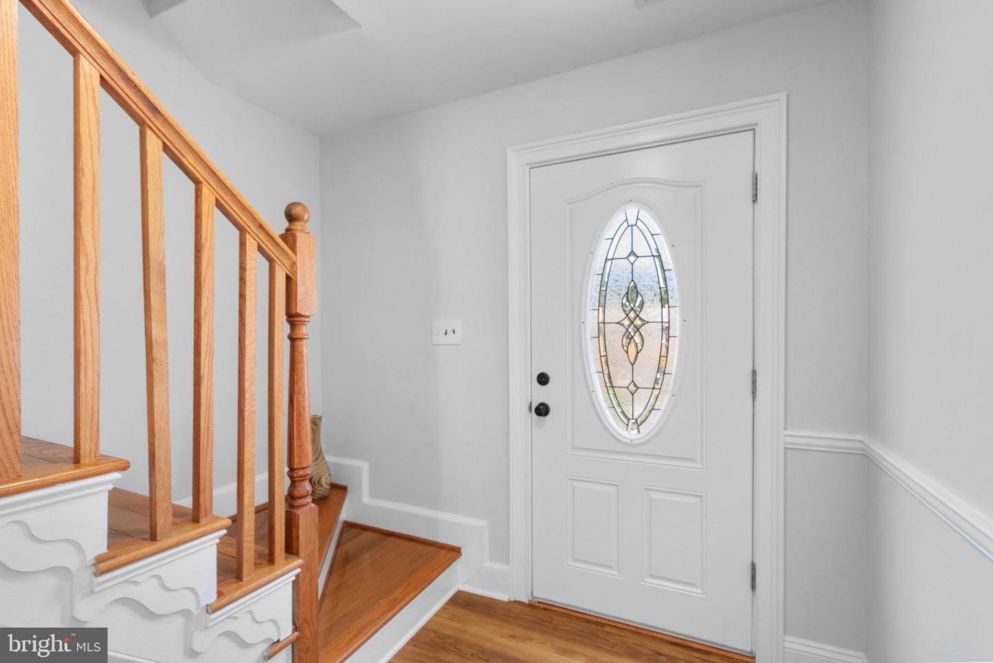 54 Maple Property Photo 6