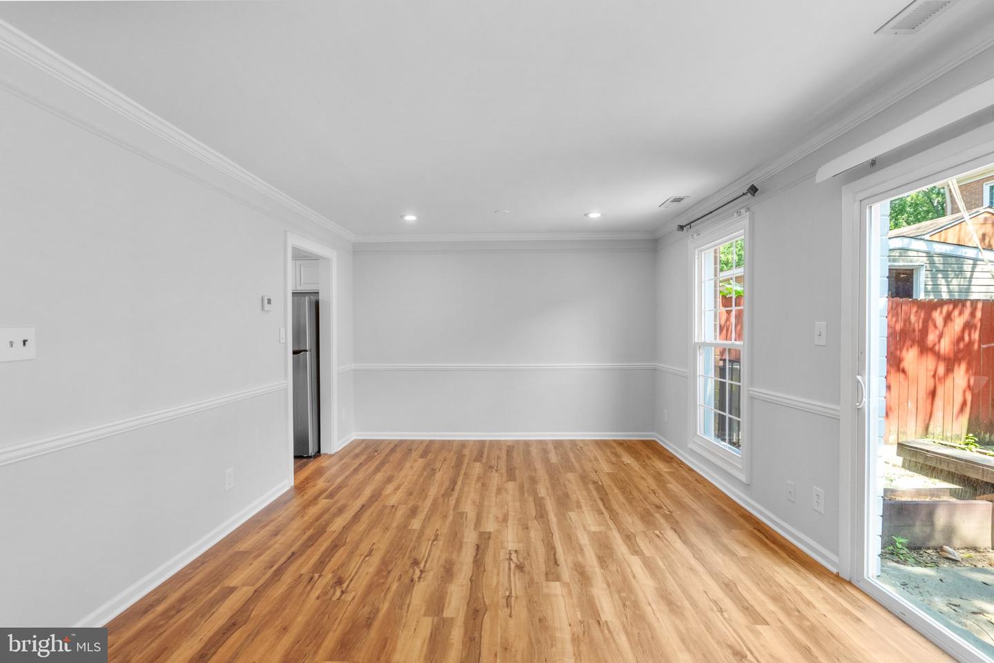 54 Maple Property Photo 18
