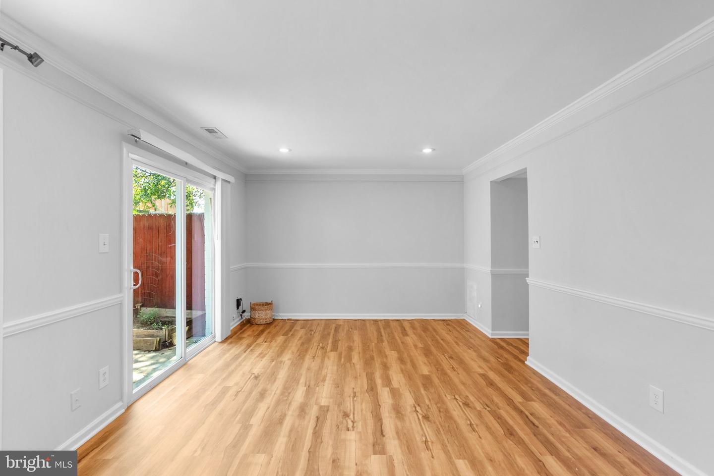 54 Maple Property Photo 19