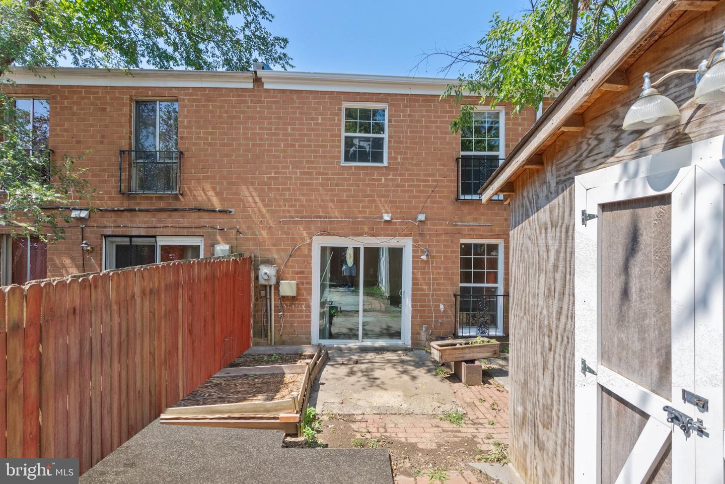 54 Maple Property Photo 40