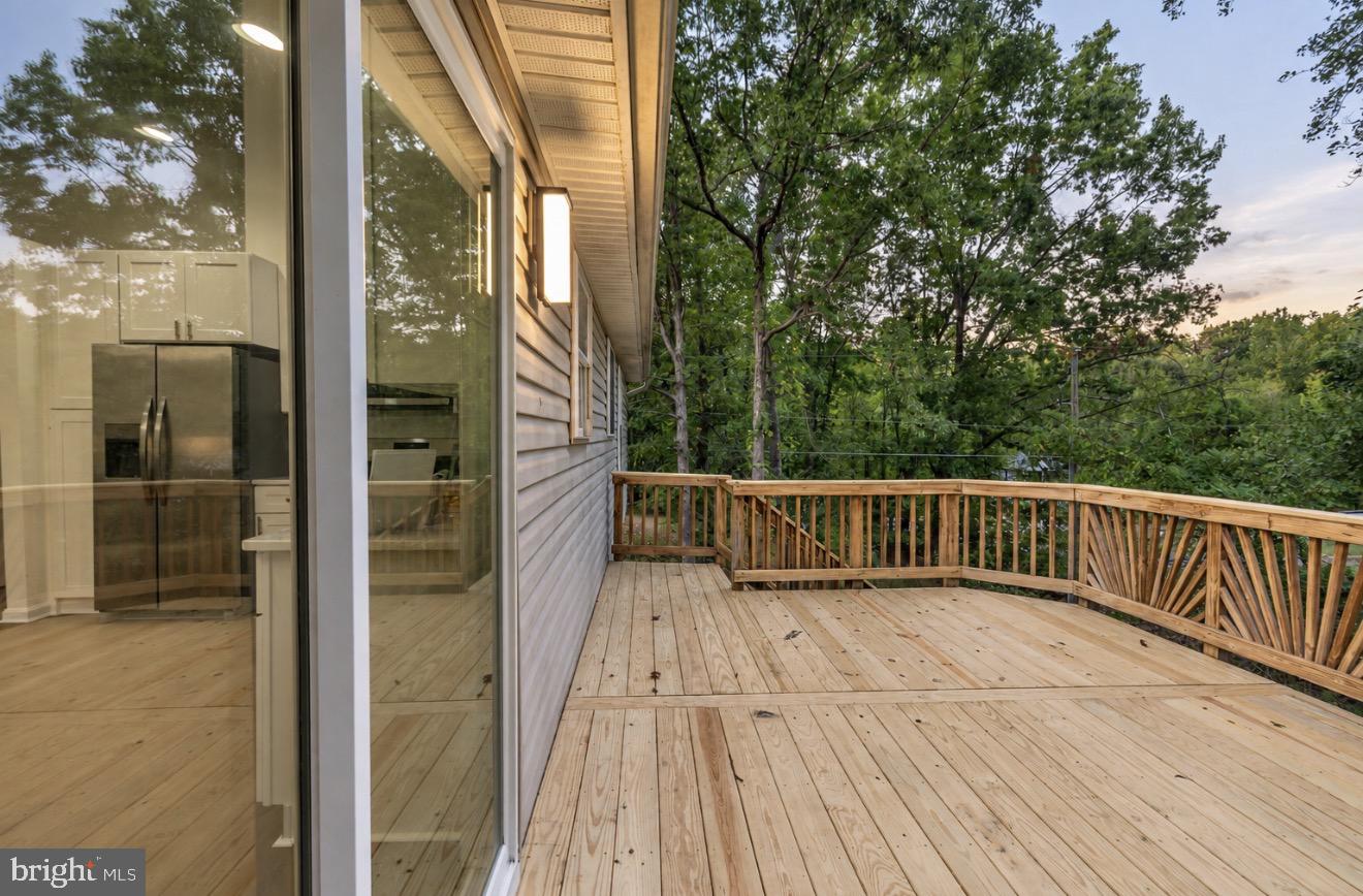 5 Raspberry Ln Property Photo 8