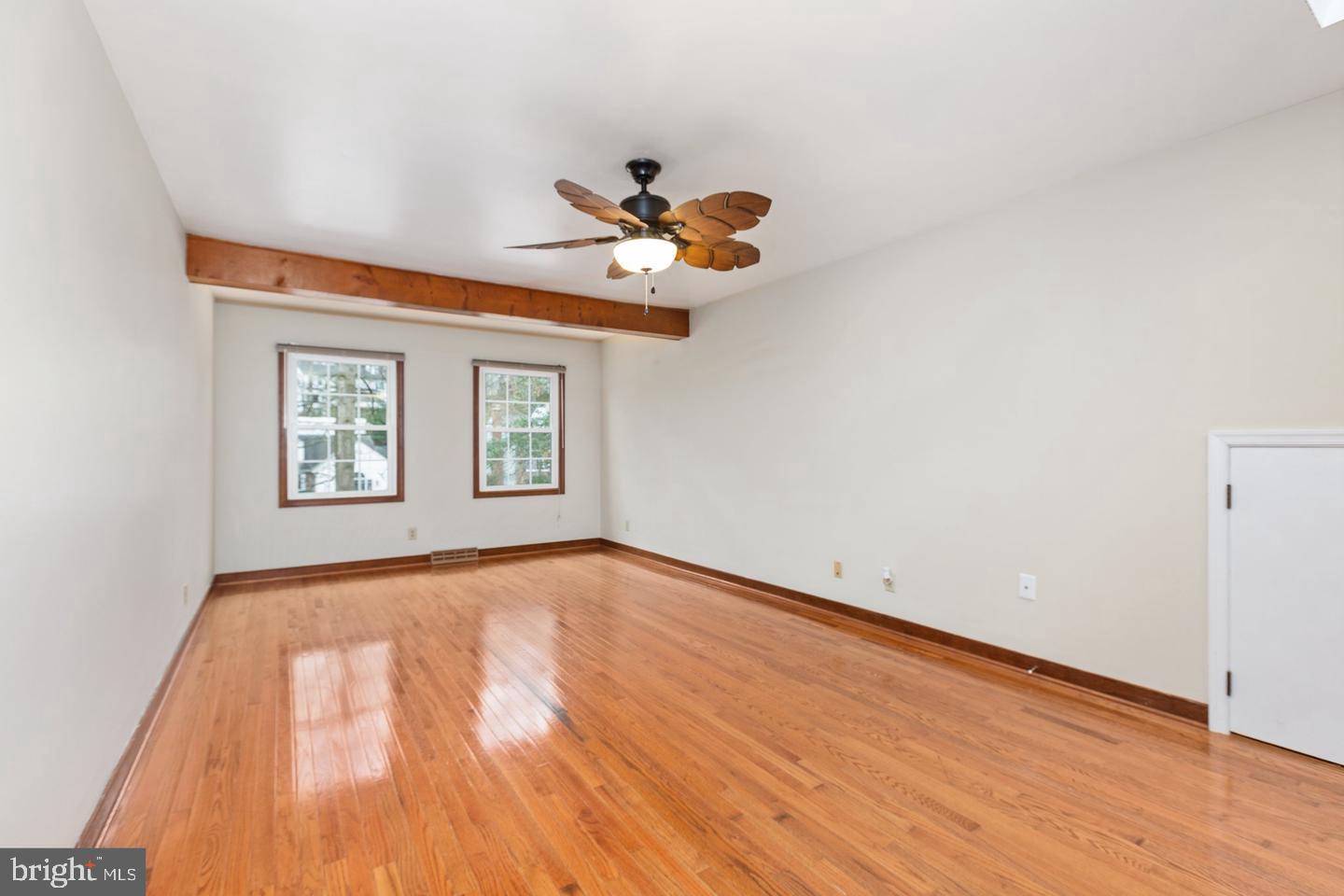 1130 Columbus Dr Property Photo 21