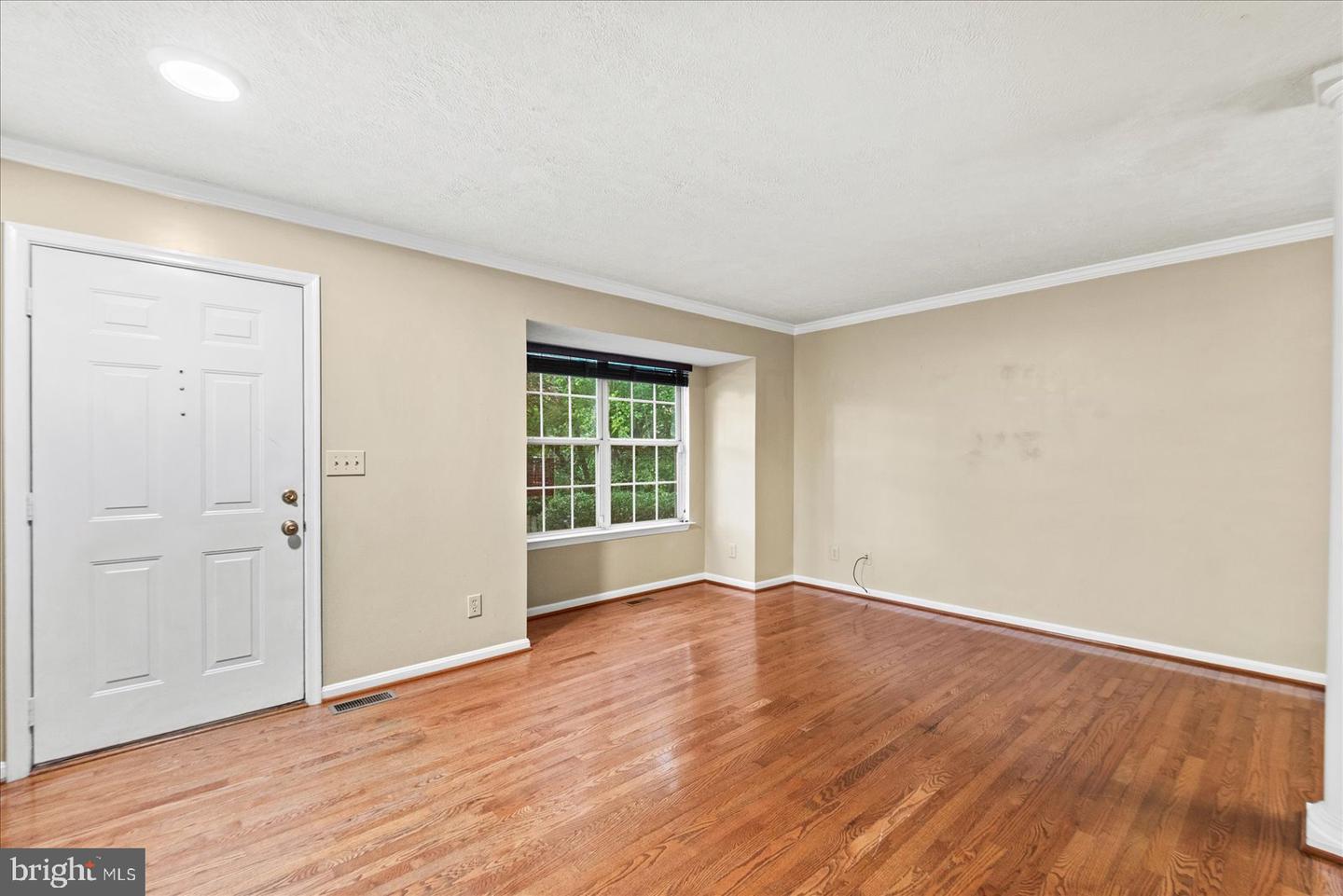 112 Healy Ct Property Photo 5