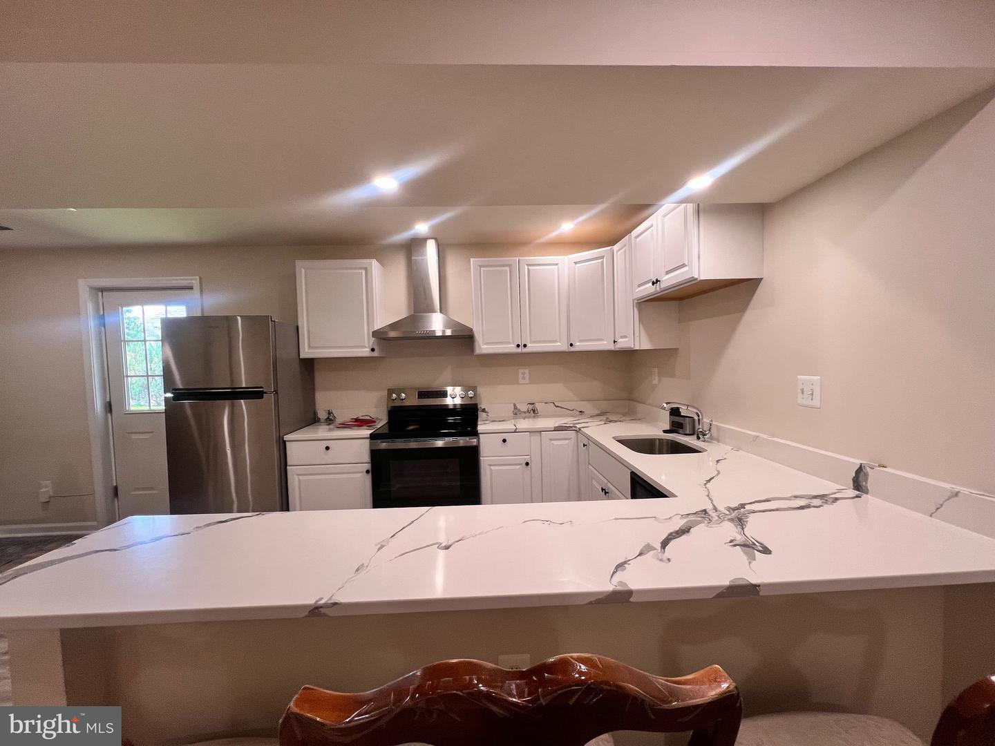 407 Apricot St Property Photo 1