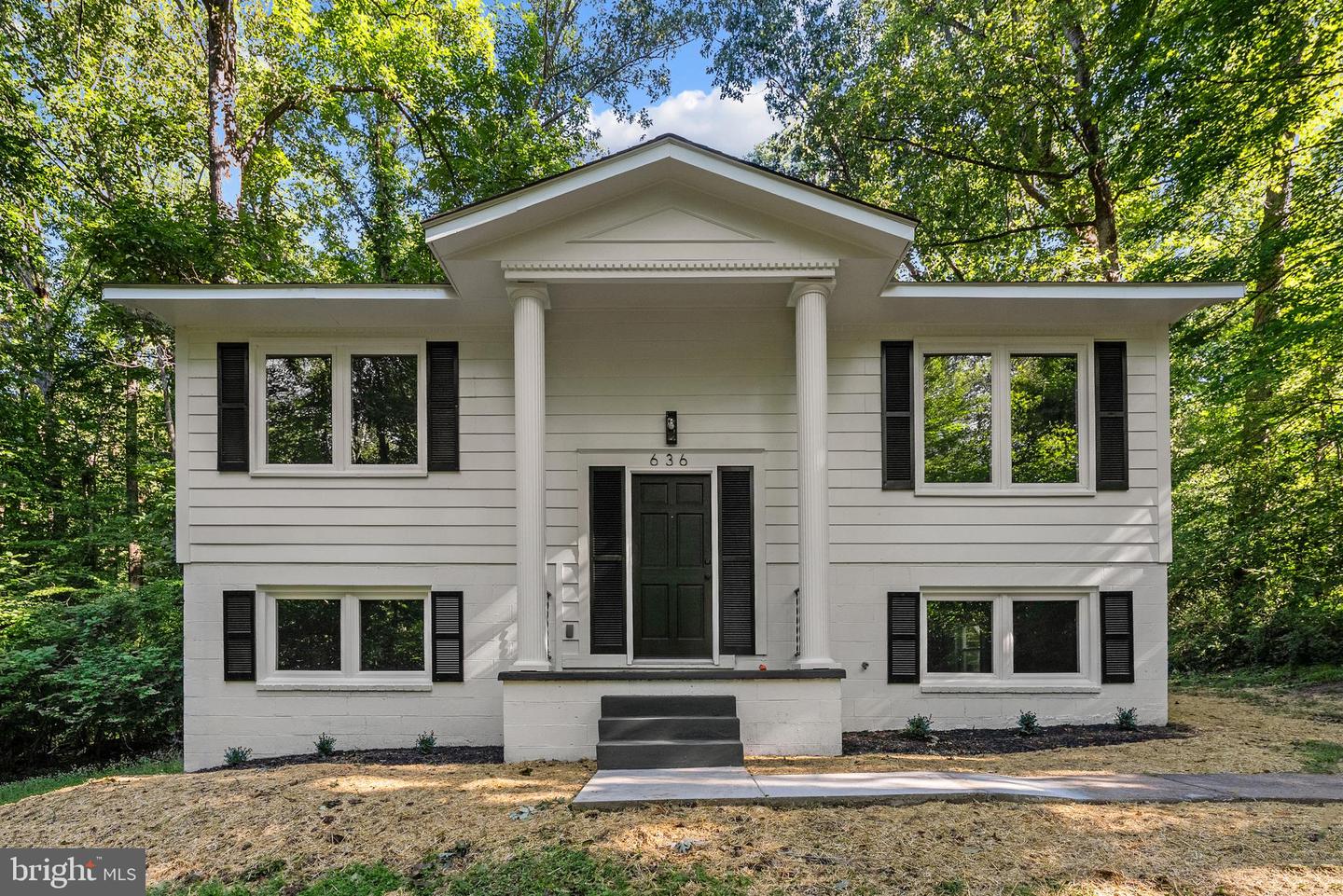 636 HOLLY CORNER RD