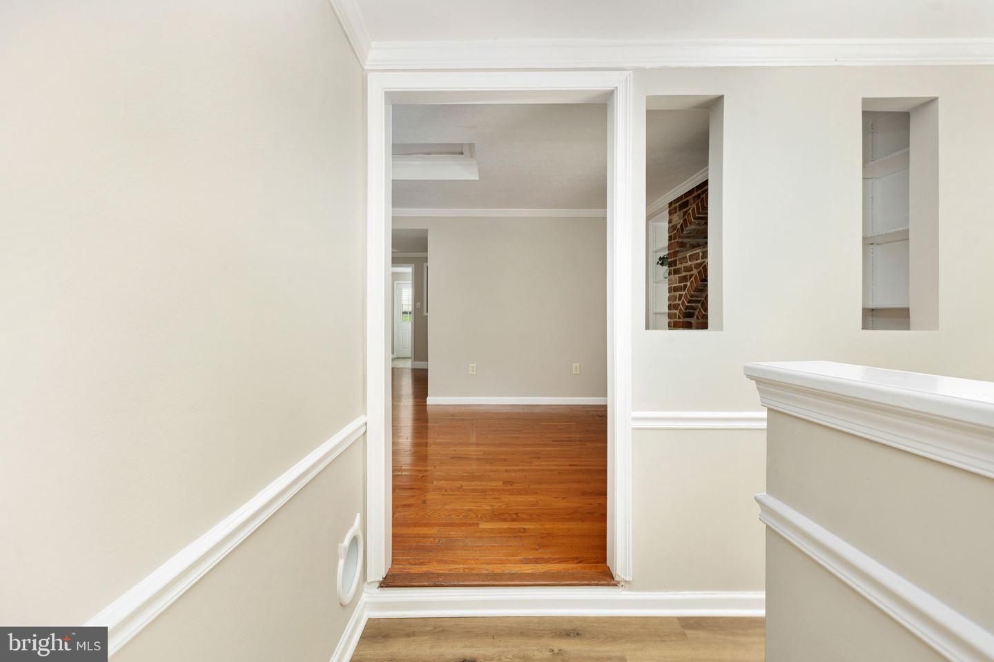 30 Vincent Ln Property Photo 5