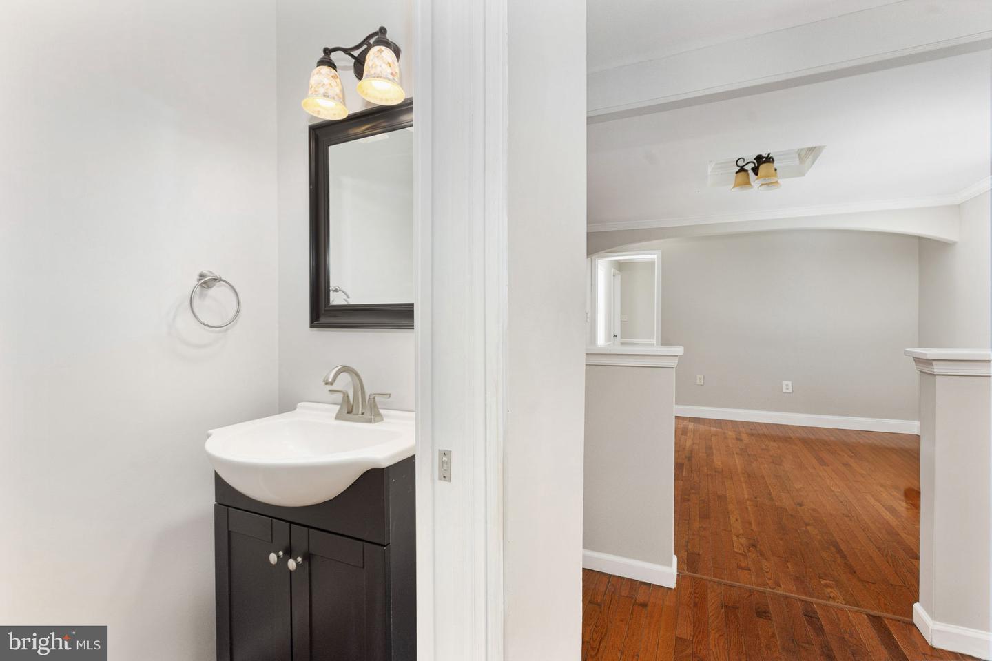 30 Vincent Ln Property Photo 12