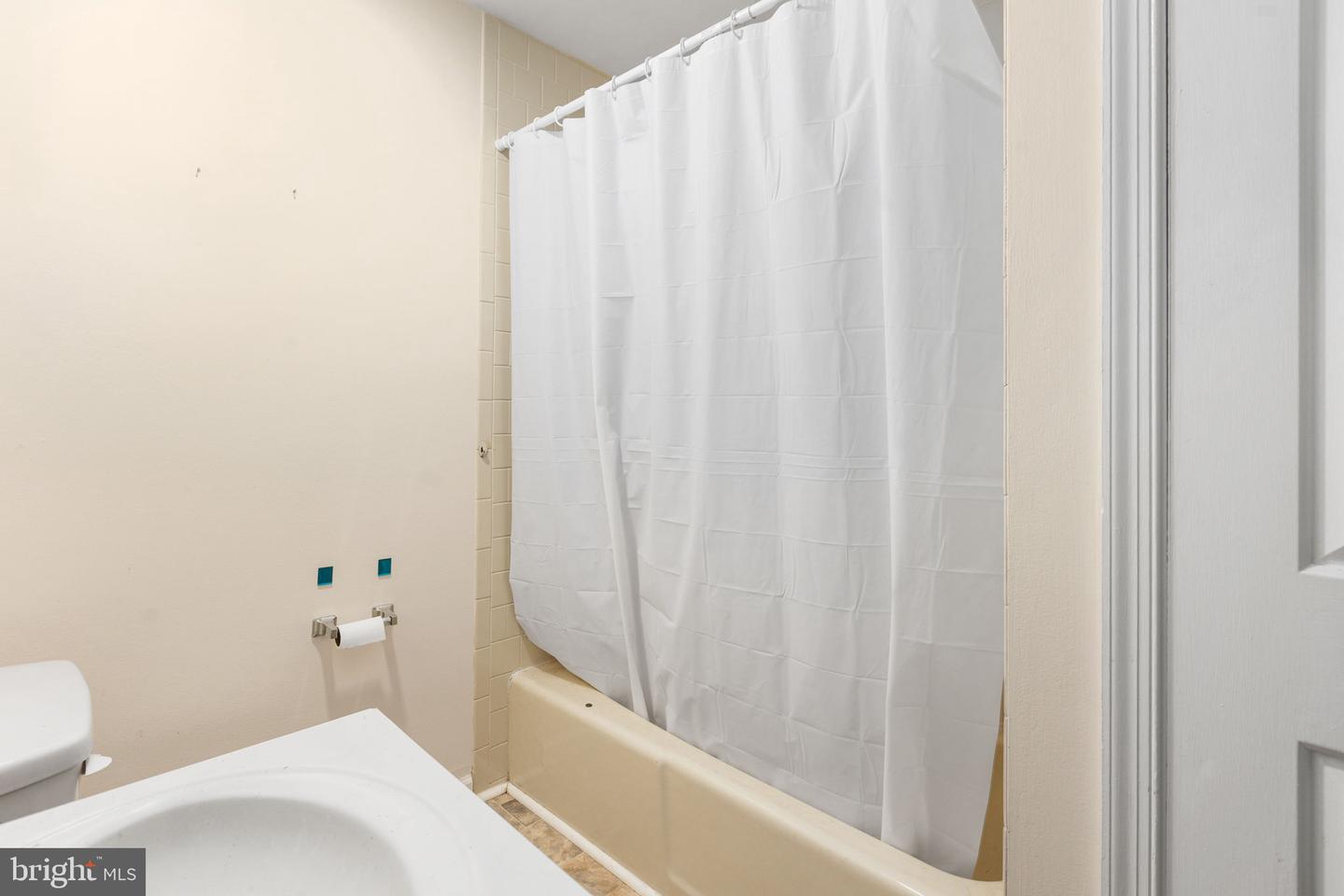 30 Vincent Ln Property Photo 31