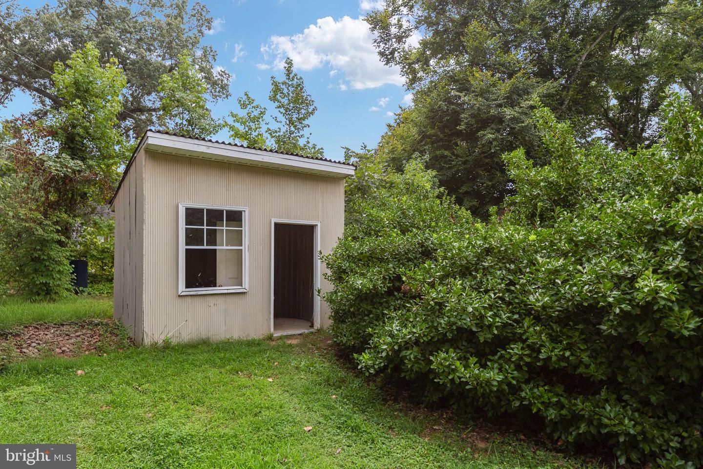 30 Vincent Ln Property Photo 36