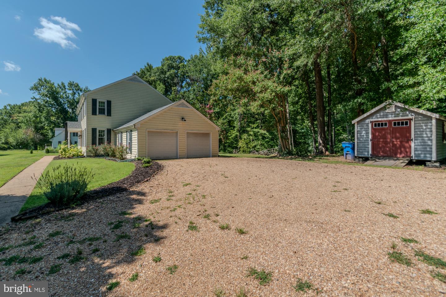 428 Ingleside Drive Property Photo 2