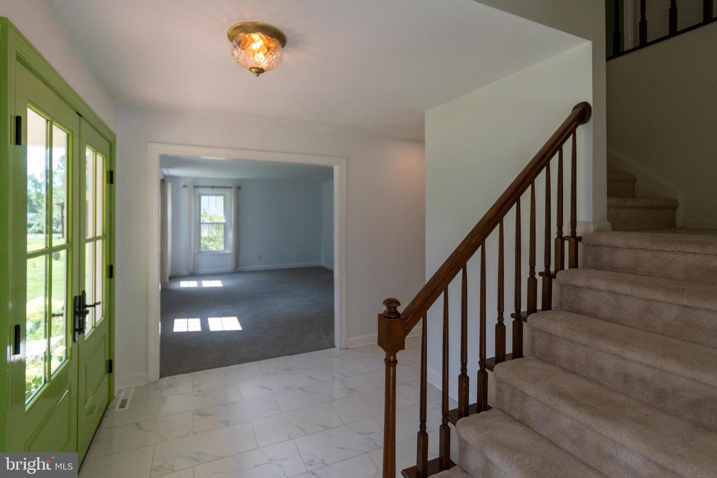 428 Ingleside Drive Property Photo 7
