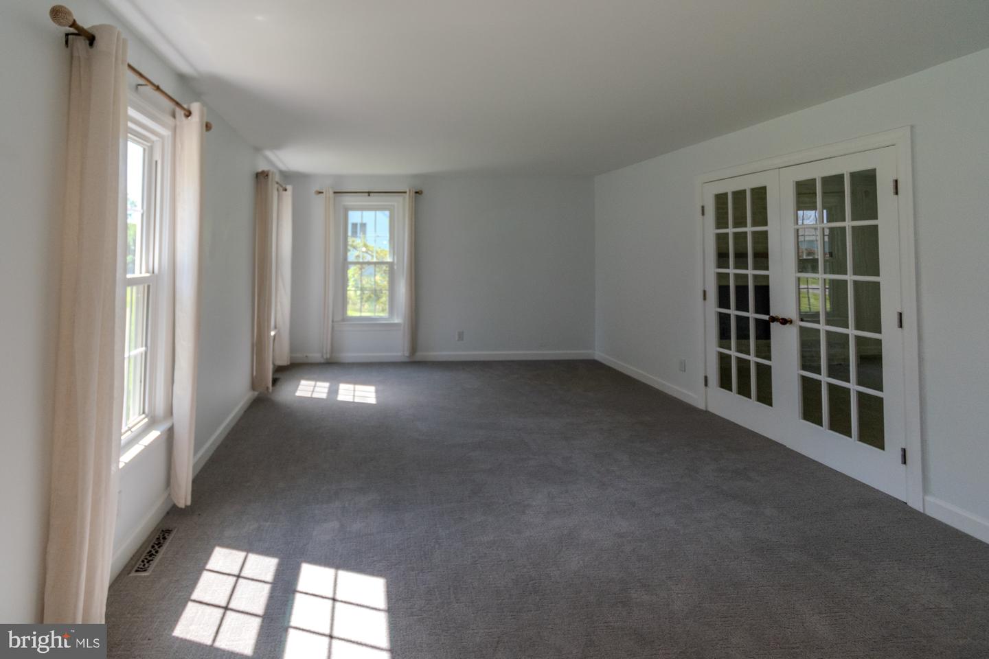 428 Ingleside Drive Property Photo 10