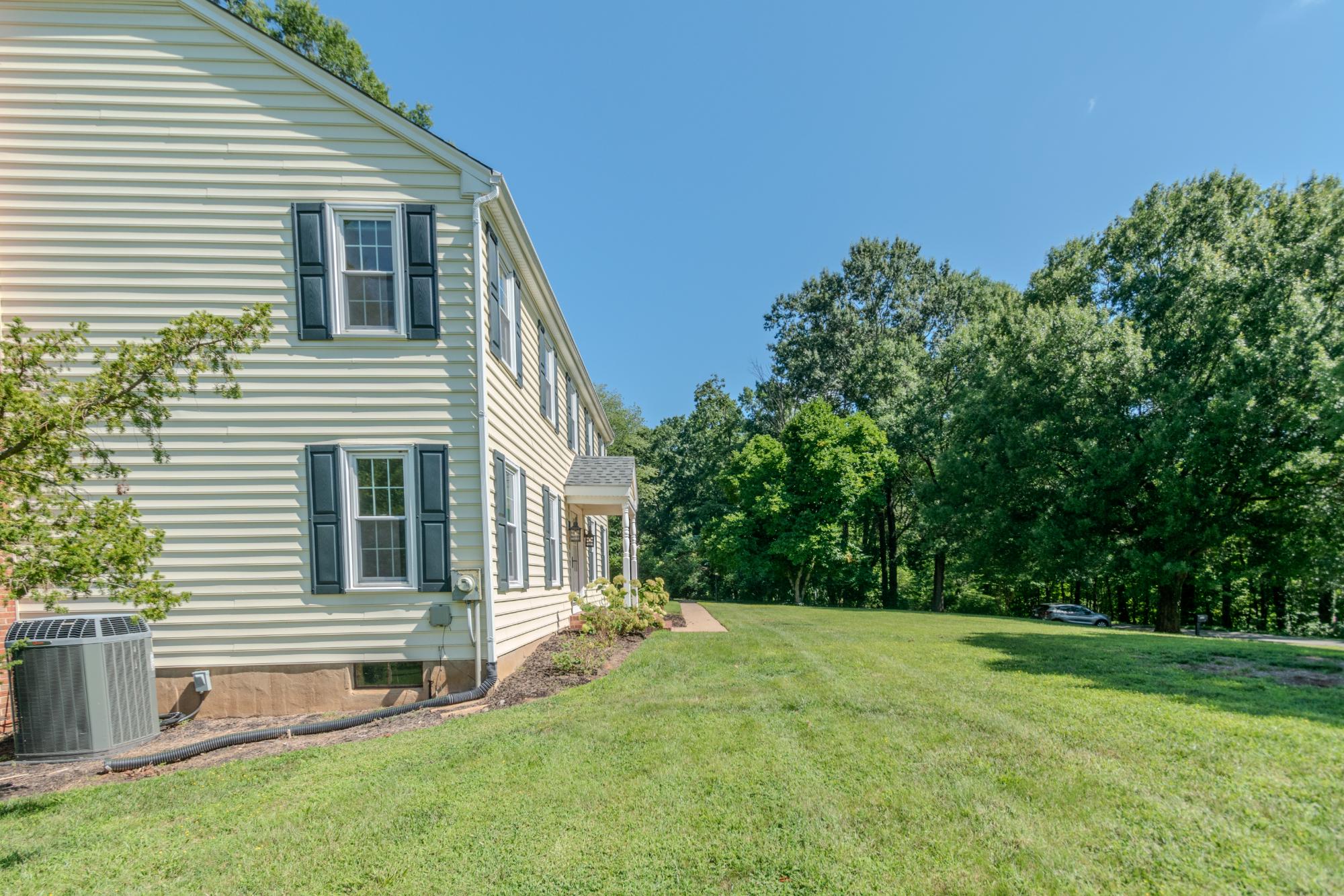 428 Ingleside Drive Property Photo 32