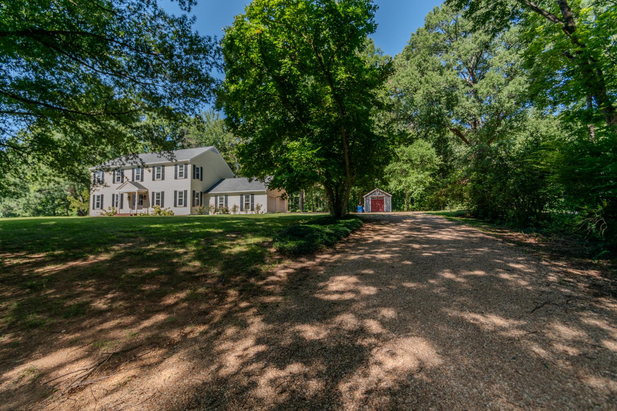 428 Ingleside Drive Property Photo 33