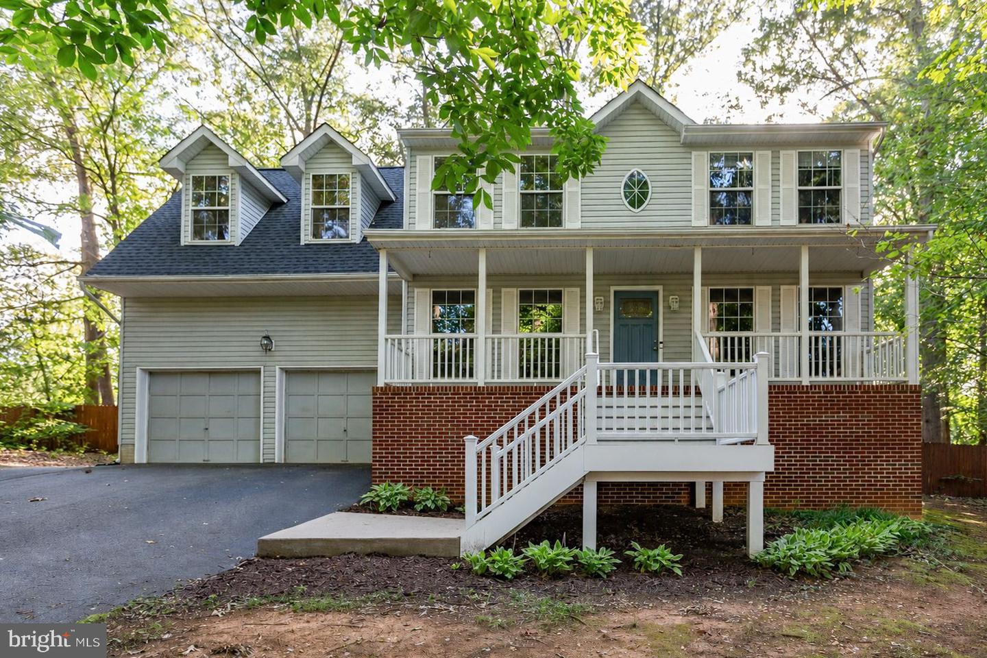 15 Twin Lake Ct Property Photo 2