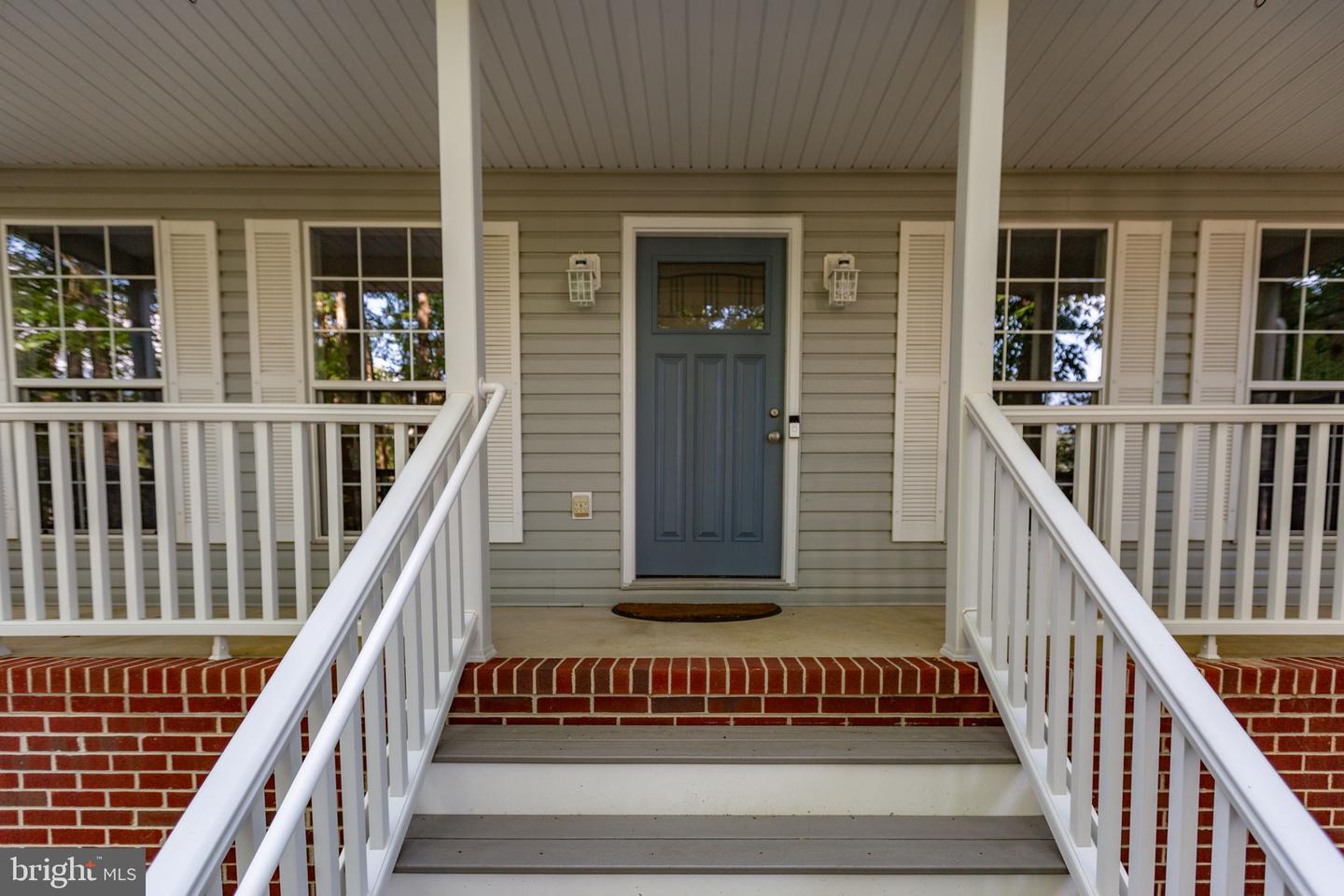 15 Twin Lake Ct Property Photo 3