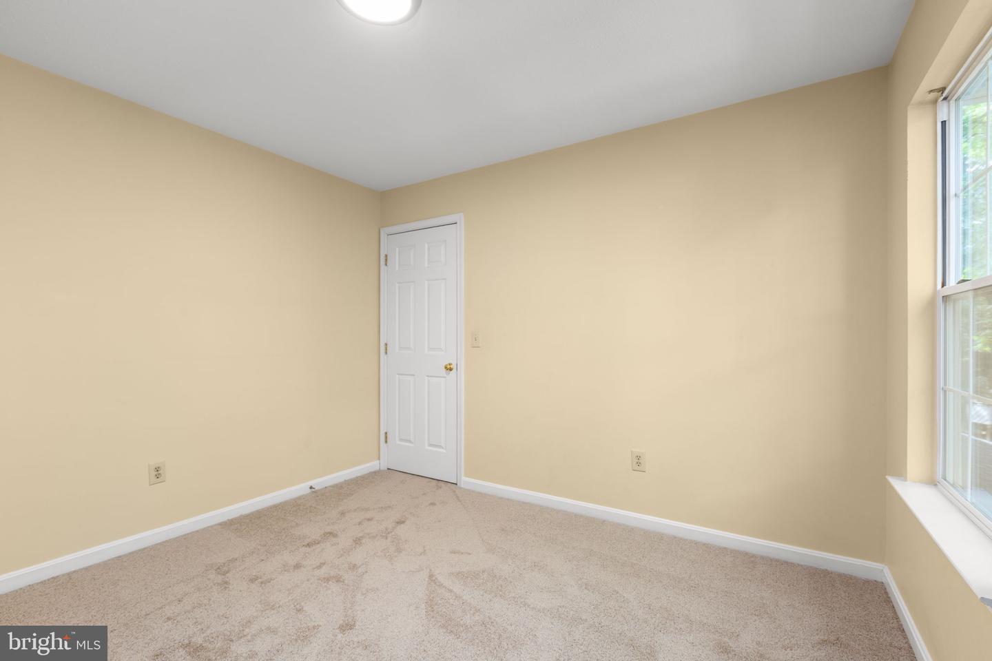 15 Twin Lake Ct Property Photo 30