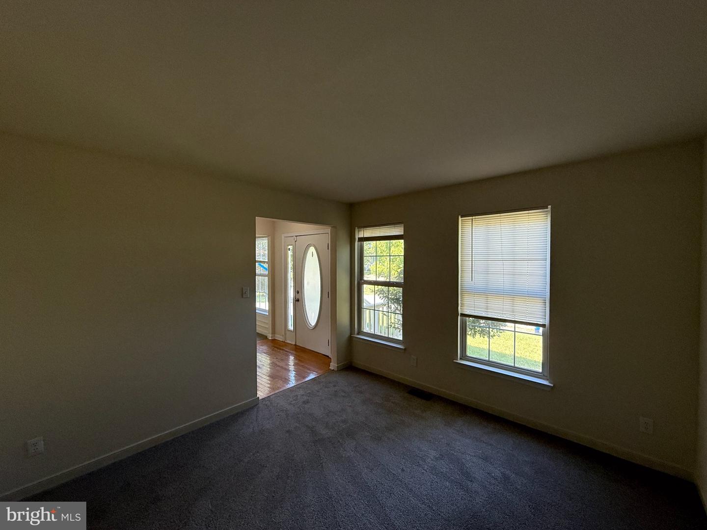 9 Brown Cir Property Photo 5