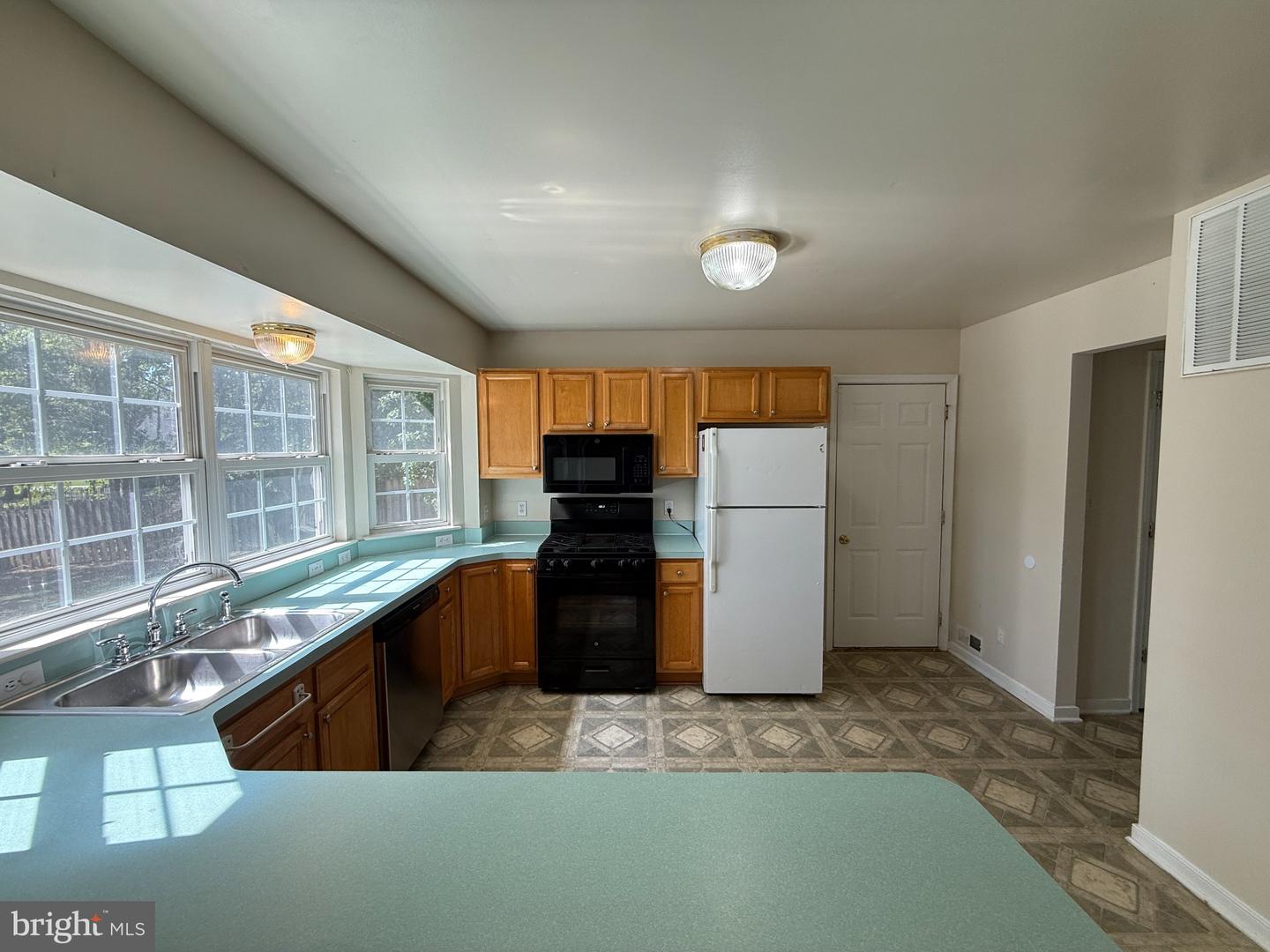 9 Brown Cir Property Photo 17