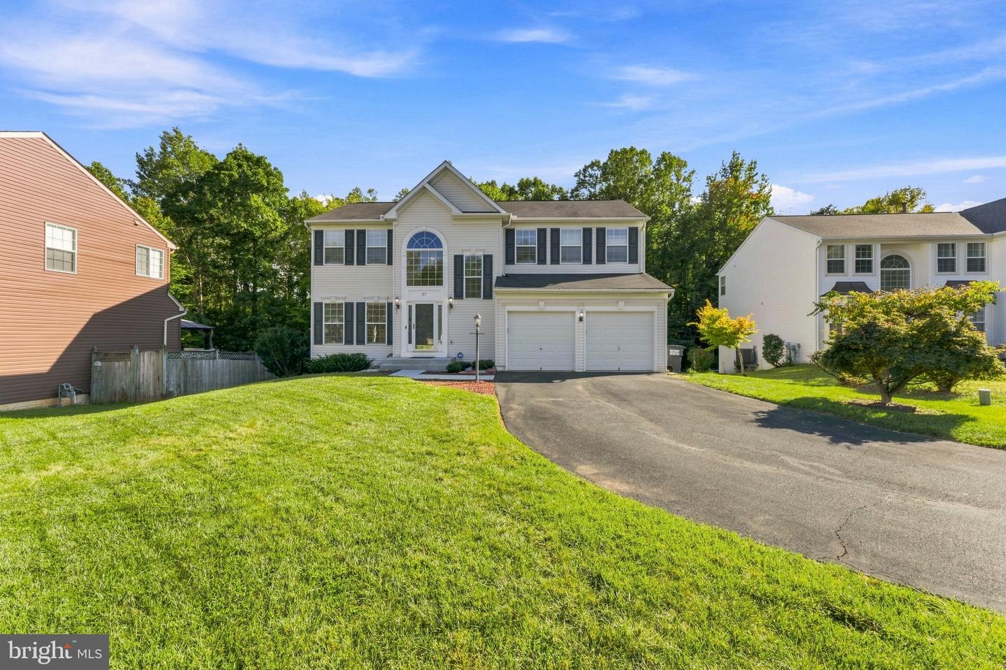 27 Watermill Ct Property Photo 1